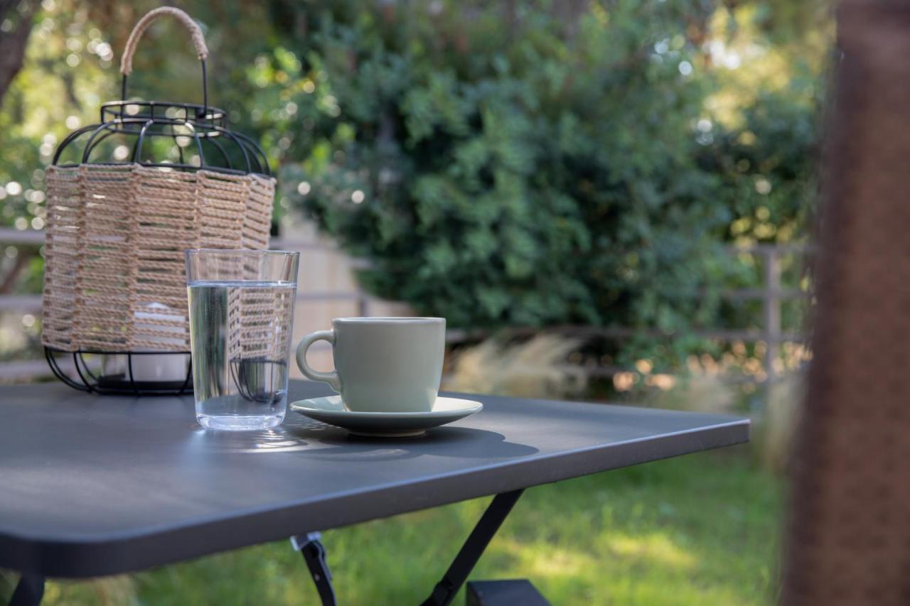Isida - Cozy Sea Walk Lodge With Private Garden Néa Mákri Zewnętrze zdjęcie